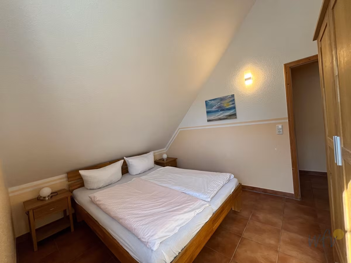WHG 4_Schlafzimmer (2)