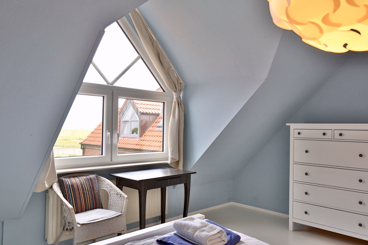 Schlafzimmer DG