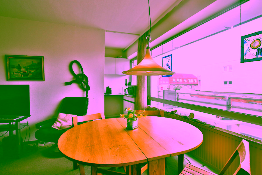 Wohnung mit großem Süd-West-Balkon, 2 Schlafzimmern und viel Potenzial - Esstisch (11896)