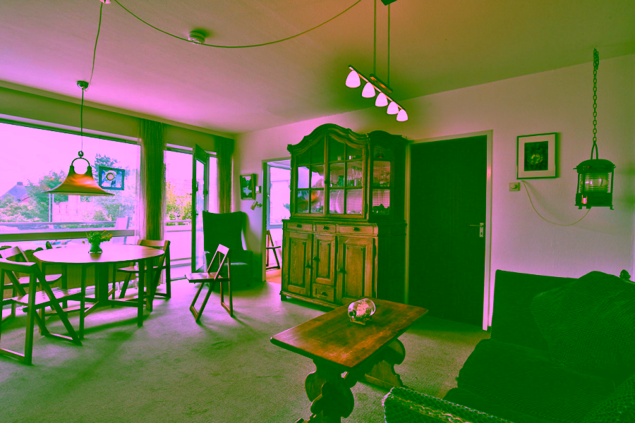 Wohnung mit großem Süd-West-Balkon, 2 Schlafzimmern und viel Potenzial - Wohnbereich (11898)