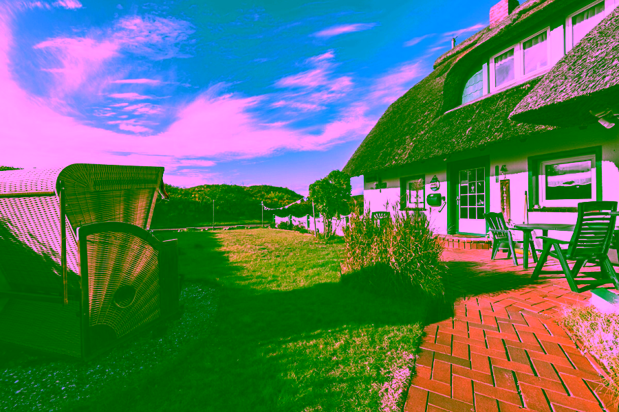 Traumhafte Lage trifft Tradition – Reetdachhaus auf Langeoog - Eingangsbereich (11716)