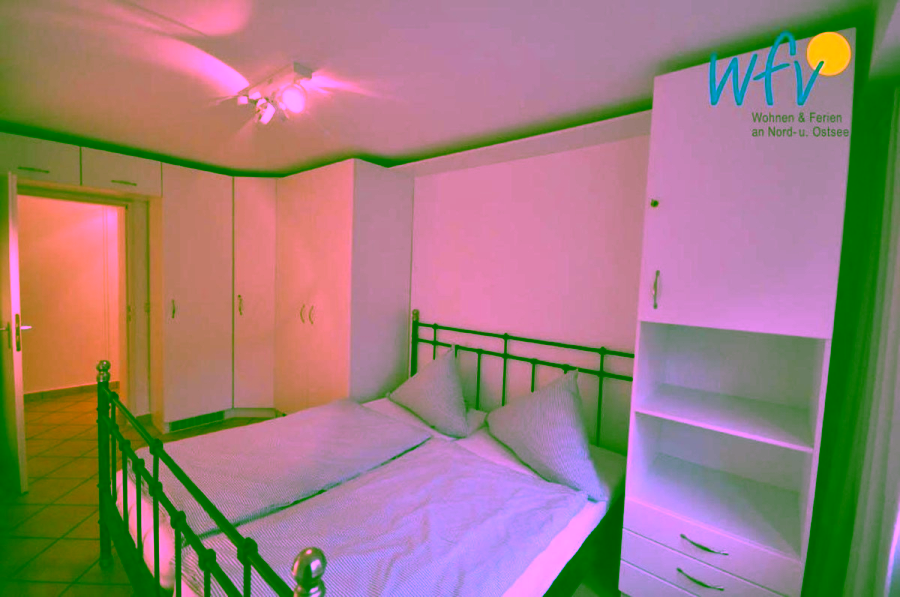 3-Zimmer-Ferienwohnung im Ostdorf mit 2 Schlafzimmern - Eltern Schlafzimmer (8494)