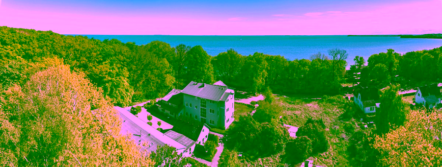 Villa im malerischen Naturidylle mit 20 Wohnungen und bestem Meerblick. (Einzelverkauf) - Luftaufnahmen (9731)