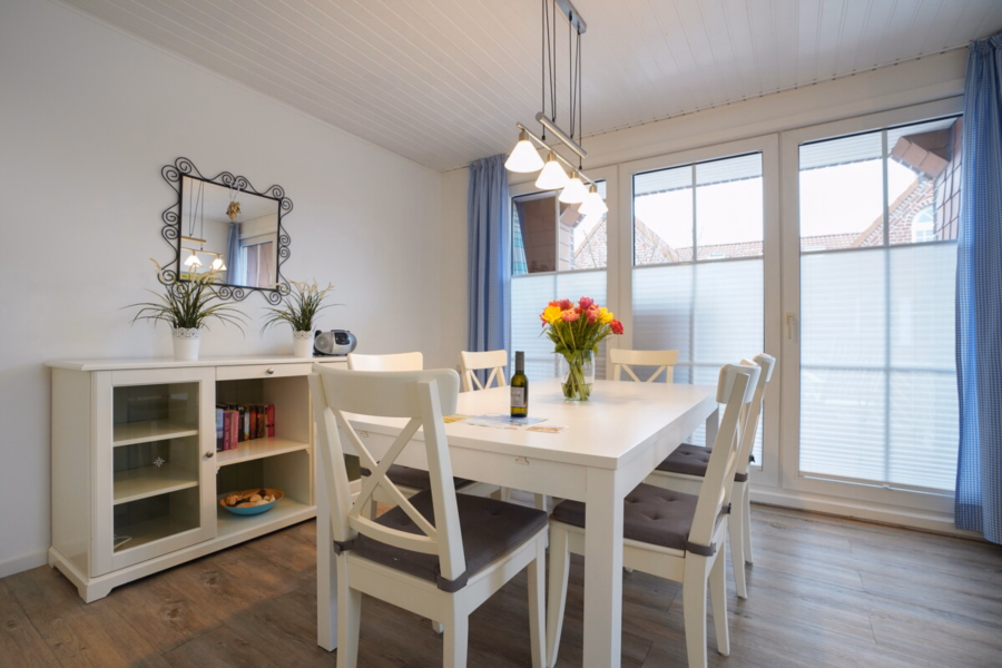 Charmante Ferienwohnung im Haus „Juist Zauber“ - Essbereich (13048)