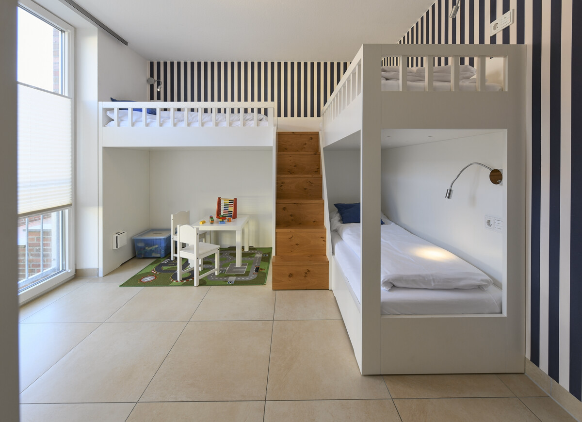Kinder-/Gästezimmer