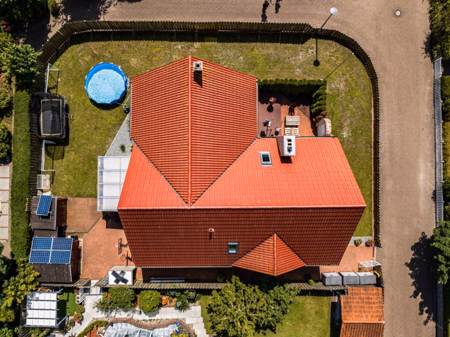 Attraktives Wohnhaus mit Teilung in 2 Wohneinheiten möglich. - Hausansicht (13187)