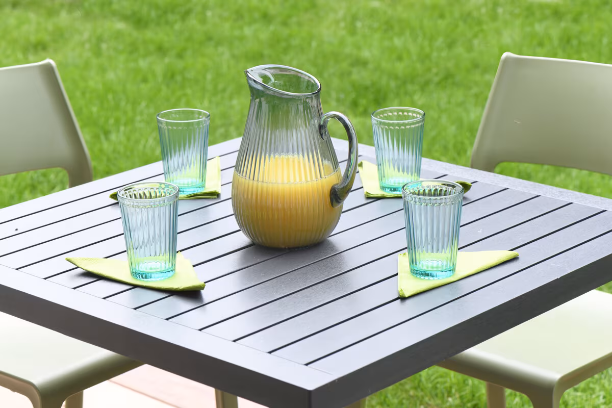 Gartentisch