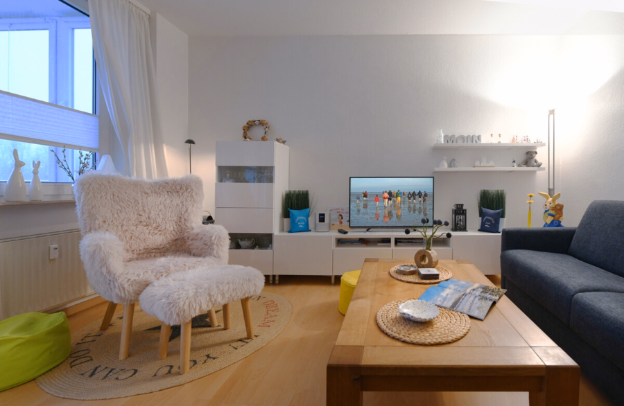 Helle 3-Zimmer-Wohnung mit sonnigem Balkon - Wohnbereich (31780)