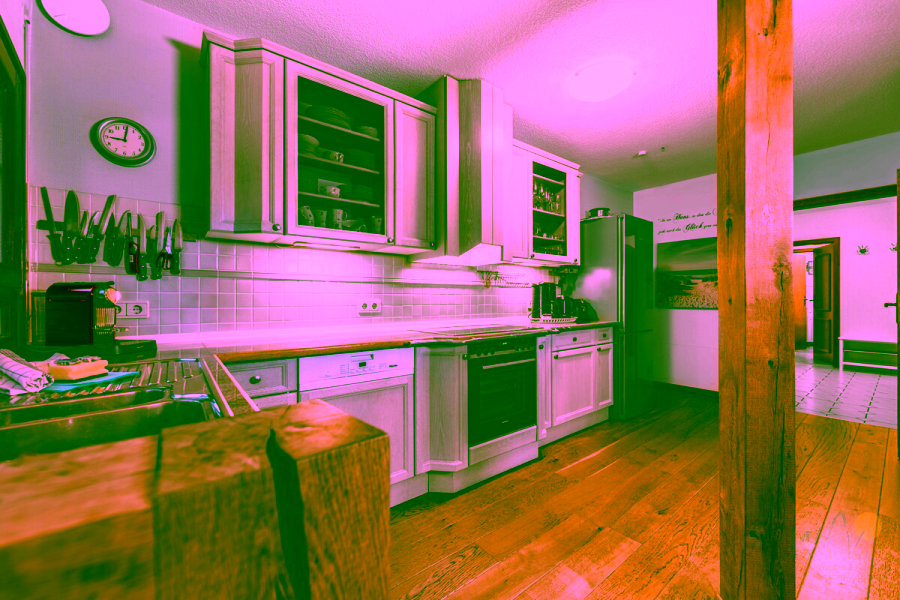 Traumhaus mit zwei WE – eine FeWo und eine Dauerwohnung. Sauna, Garten und Stellplätze. - Küche (7292)