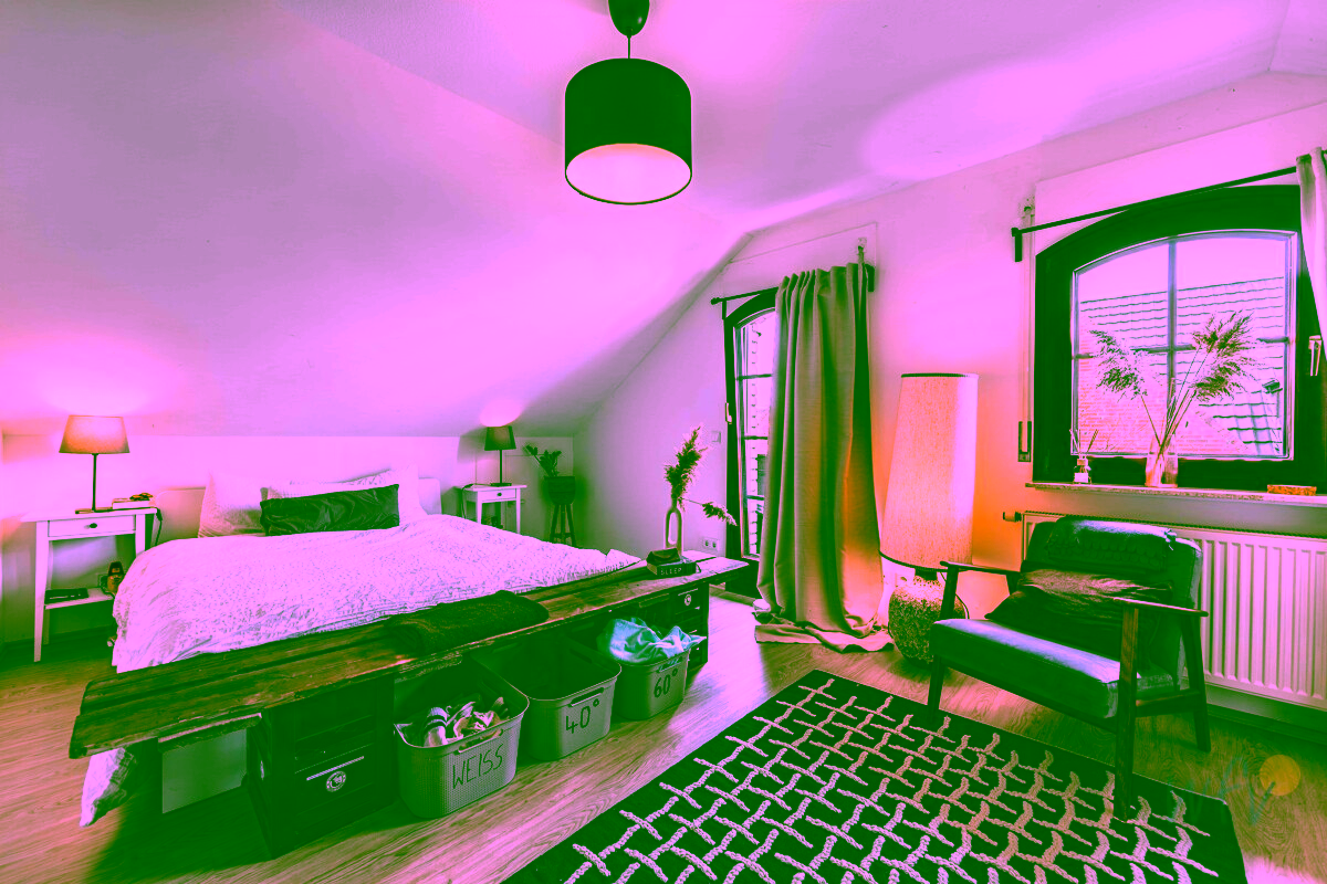 obere Wohnung Schlafzimmer