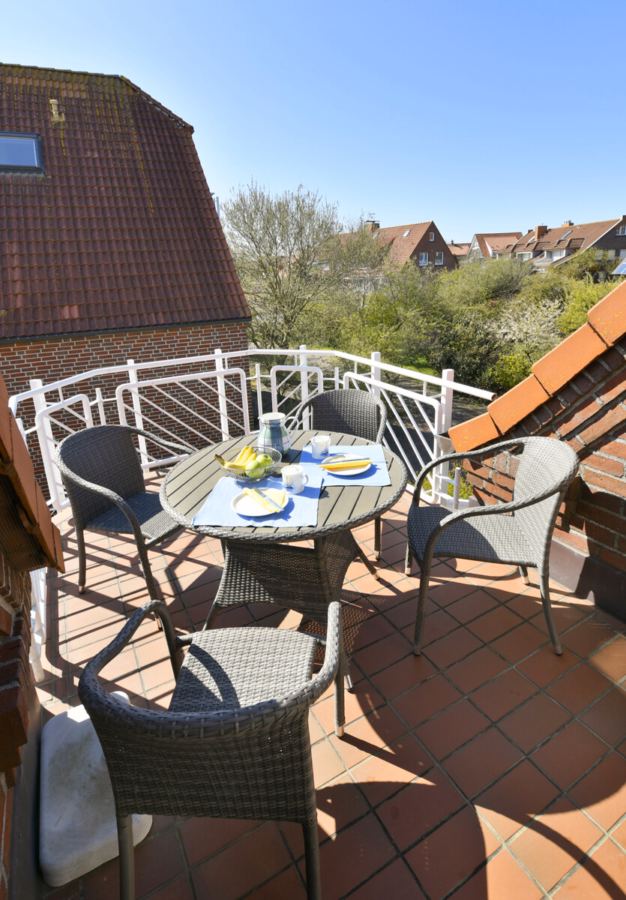 Luv und Lee – Einmalige Chancen im Herzen Juists! - Balkon (15809)