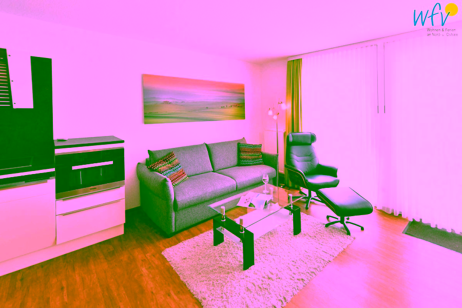 Helle 2-Zimmer-Ferienwohnung mit Tiefgarage und Keller - Wohnbereich (9131)