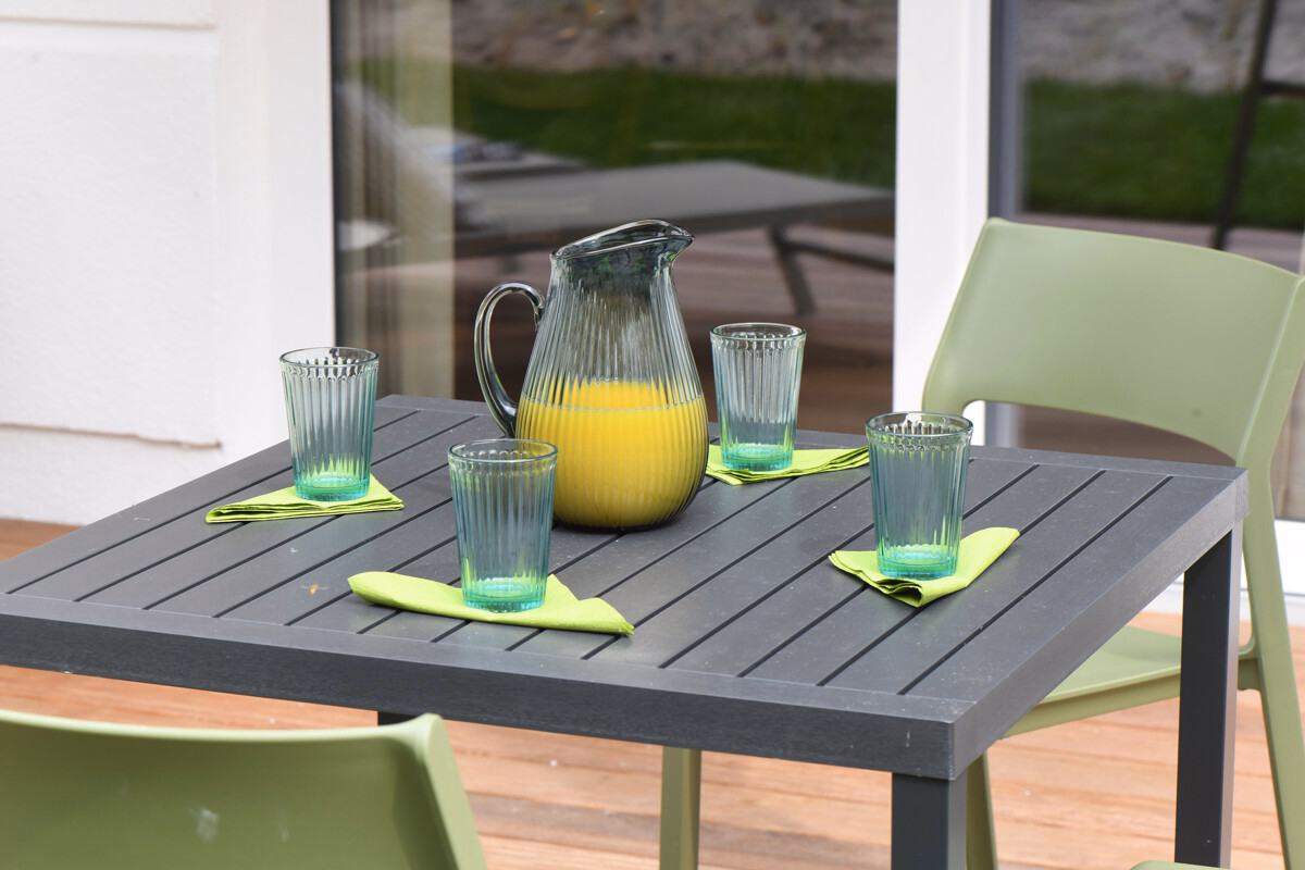 Gartentisch