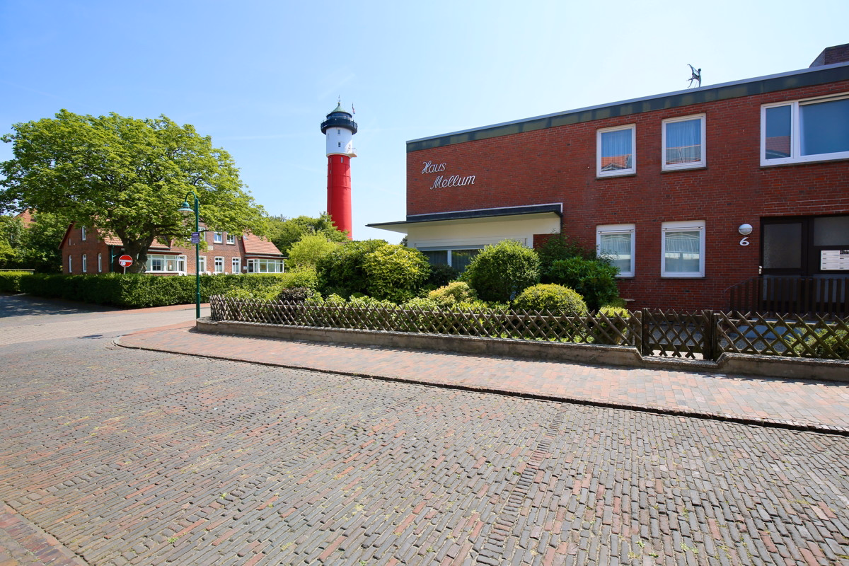 Klein und fein mit Balkon am Wahrzeichen von Wangerooge