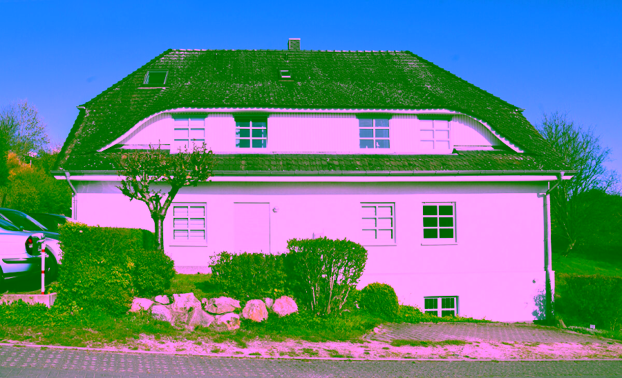 Gepflegte Ferienwohnung in schöner Lage auf Rügen - Haus Südstrand (10864)