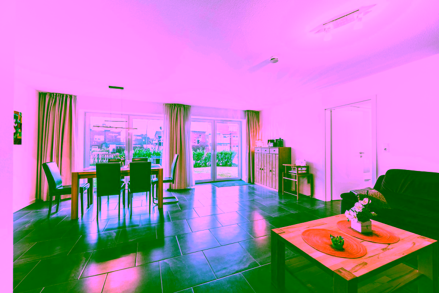 Wohnkomfort trifft auf perfekte Lage: Mehrfamilienhaus mit drei Wohneinheiten - WH Arielle (10765)