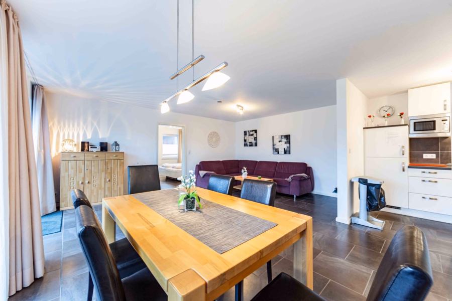 Wohnkomfort trifft auf perfekte Lage! Mehrfamilienhaus mit 3 Wohneinheiten - WH_Arielle (12884)